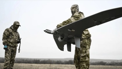 乌克兰麻烦大了！俄军不再仁慈，王牌部队上阵，誓要打崩红军城