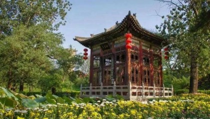 这个周末有点热