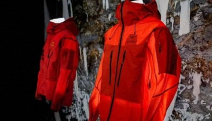 亚玛芬体育，全线“爆发”