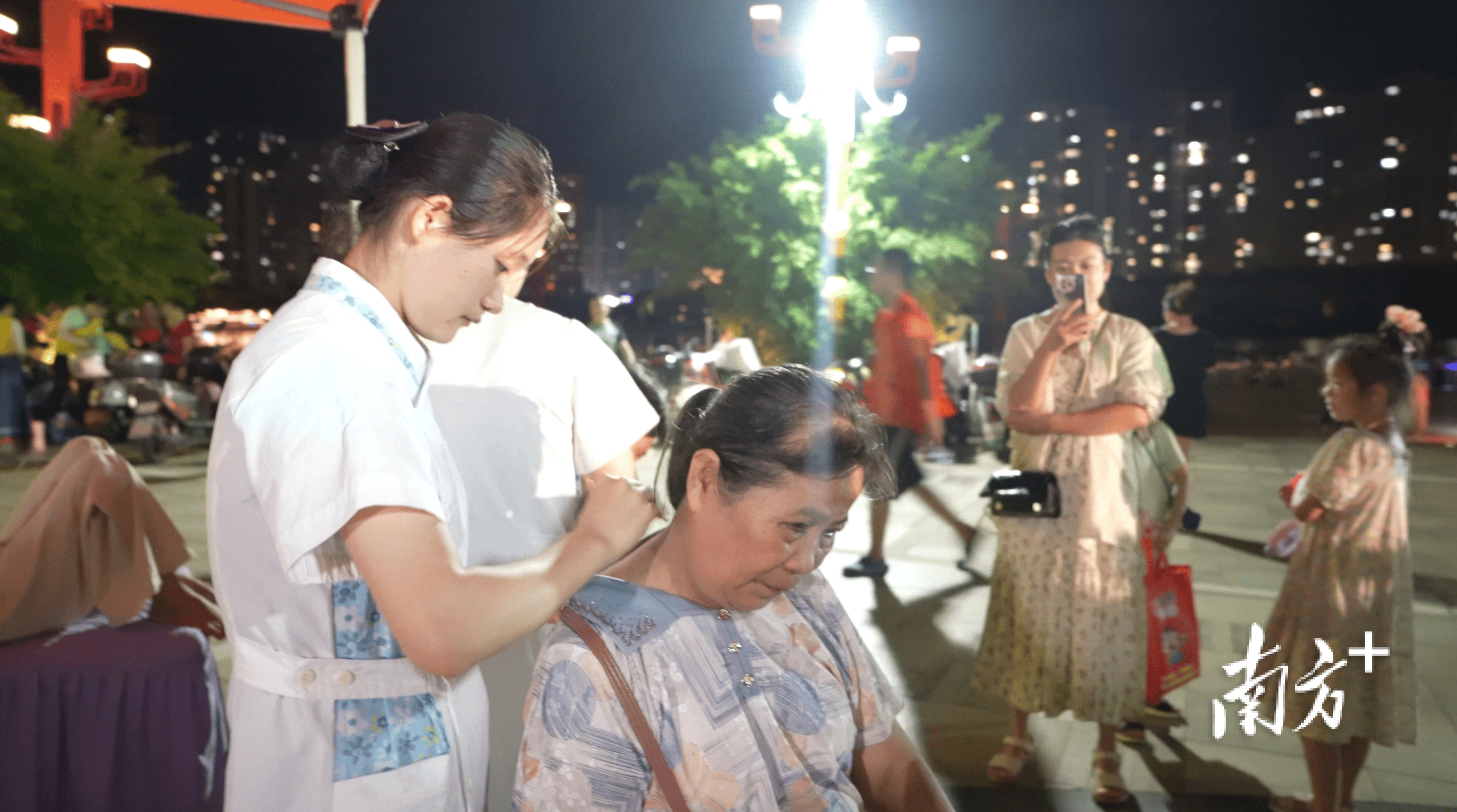 周末“艺”小时！英德这场“养生局”备受群众欢迎